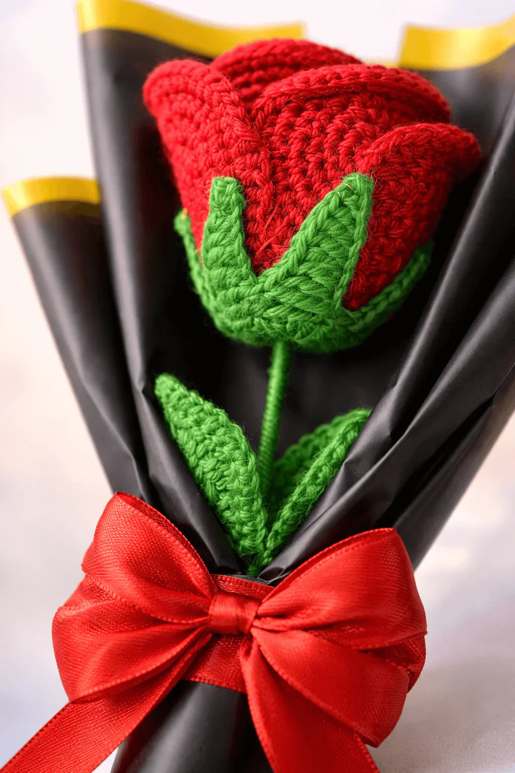 Single Rose Bouquet