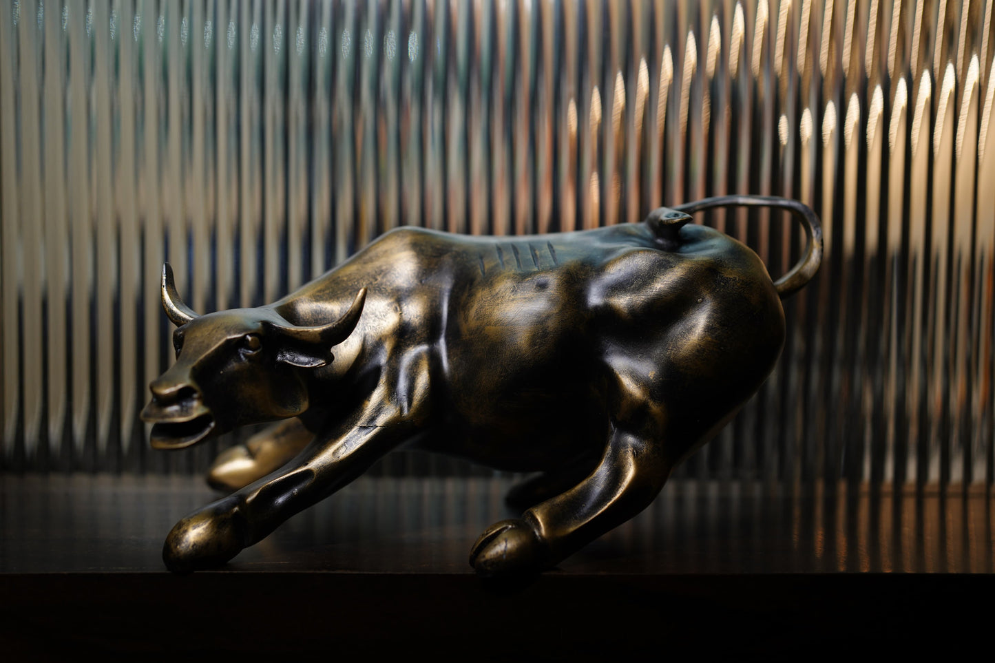 Fengshui Charging Bull- The opportunist(Attracts Wealth and Big opportunities)