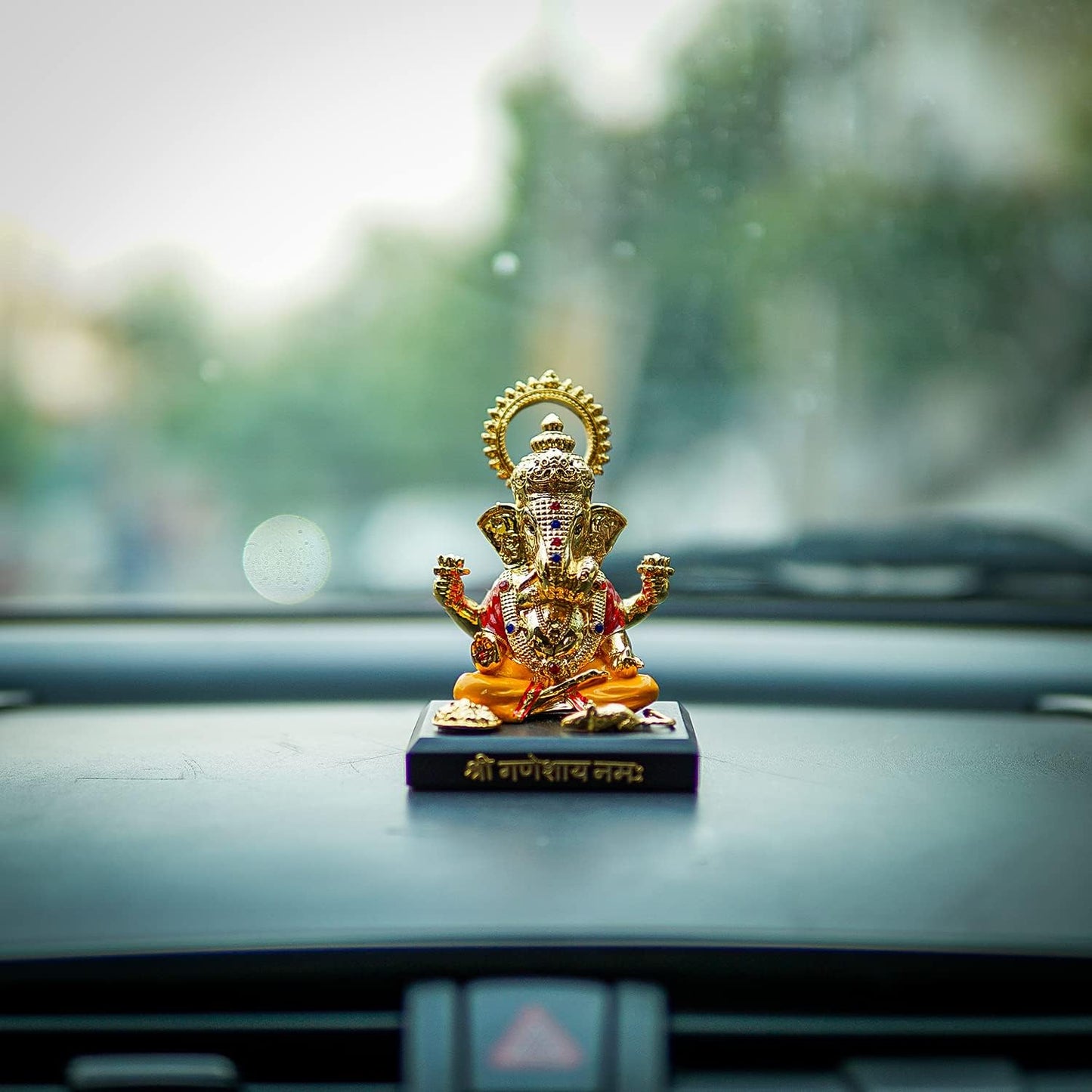 Ganesha - 24K Gold Plated Finish Dagdusheth Idol