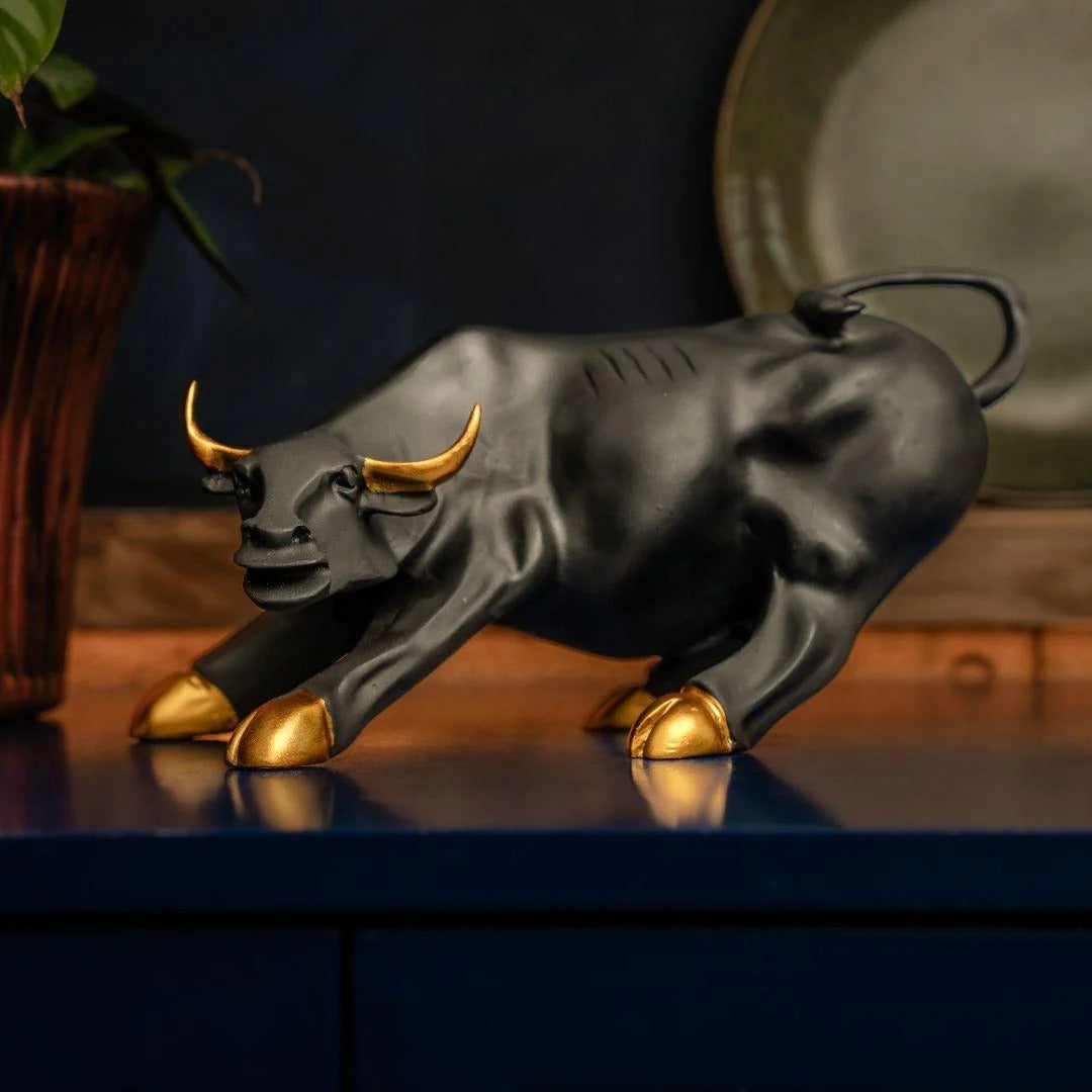Fengshui Charging Bull- The opportunist ( Attracts Wealth and Big opportunities).