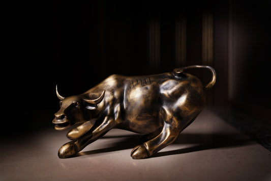 Fengshui Charging Bull- The opportunist(Attracts Wealth and Big opportunities)