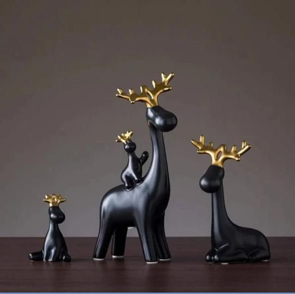 Royal Stag Family Set